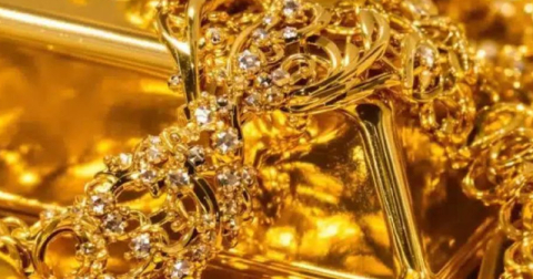 ලංකාවම හොල්ලමින් රත්තරන් මිලේ සැබෑ වෙනසක් – අද වාර්තා වූ රන්මිල මෙන්න