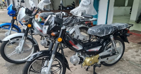 මේ යතුරුපැදි පදින අයට මෝටර් රථ ප්‍රවාහන දෙපාර්තමේන්තුවෙන් හදිසි රතු එළියක්